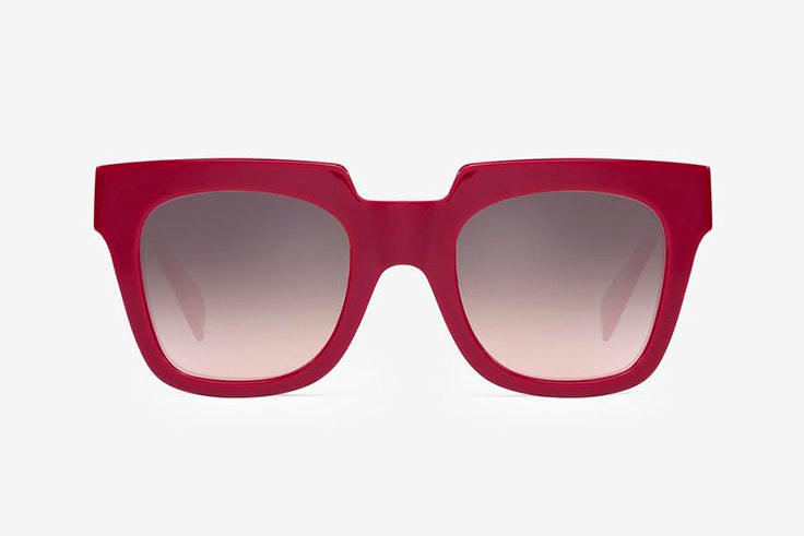 Gafas de sol de pasta de la colección Paula Echevarría para Hawkers
