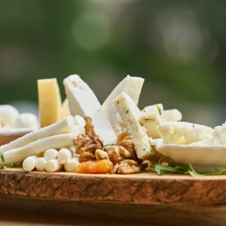 Vamos a desmontar falsos mitos y rumores que rodean al queso