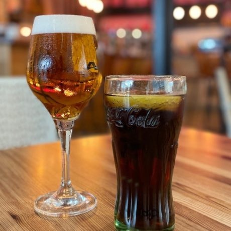 ¡Viernes de Cerveza en lo más alto! Un brindis a la diversión en nuestro centro comercial