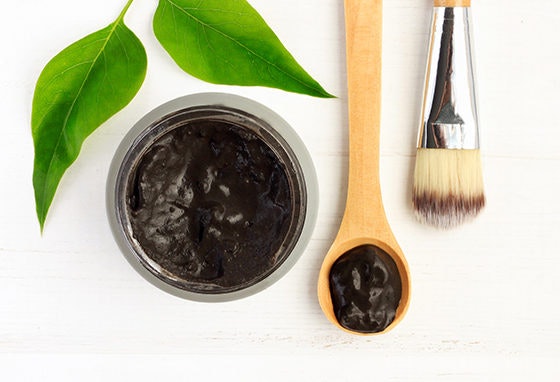 Vu00e1rios SC_O poder do carvu00e3o na cosmu00e9tica