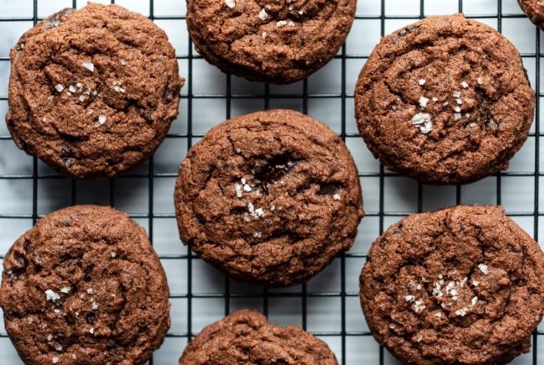 ¿Sabías que la sal potencia los matices del cacao?