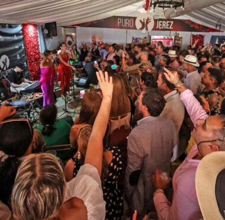 No te pierdas las actuaciones de hoy en la Feria